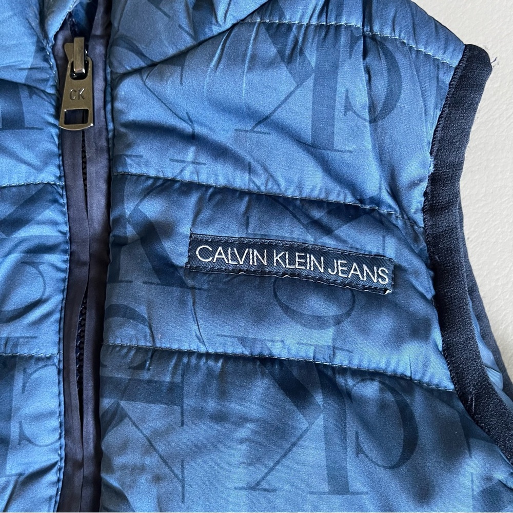 Calvin Klein Jeans Blue Kids Vest Size 4t - Picture 3 of 6